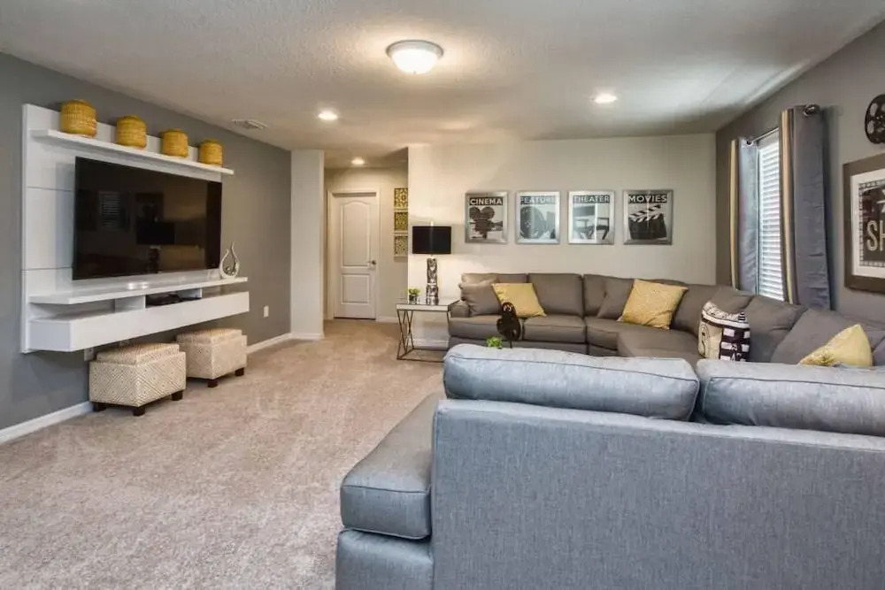 Windsor at Westside-6 Bedrooms House W/pool-3727ww Home by Redawning