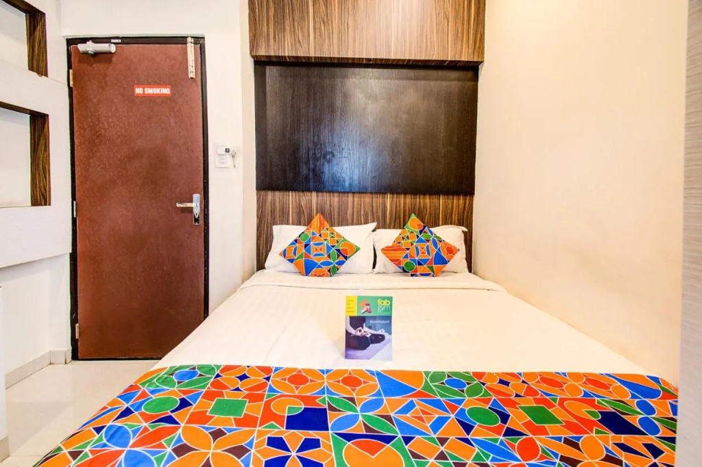 FabHotel Corporate Crown - Nr Jyoti Nivas University