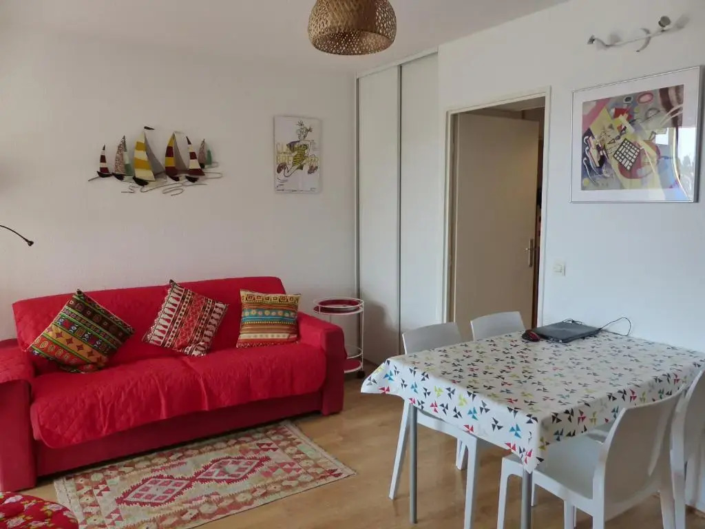 Appartement Pour 4 Personnes Avec Vue Sur Le Port de Plaisance- Residence Le Genois
