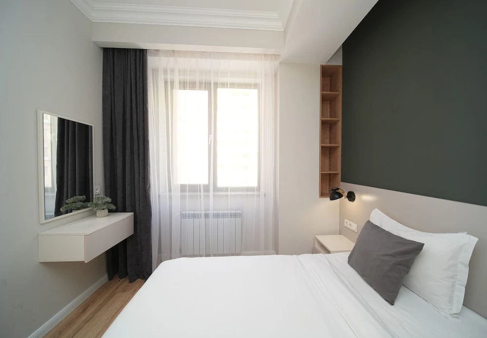 Spacious 1-Bedroom Apartment in the Center