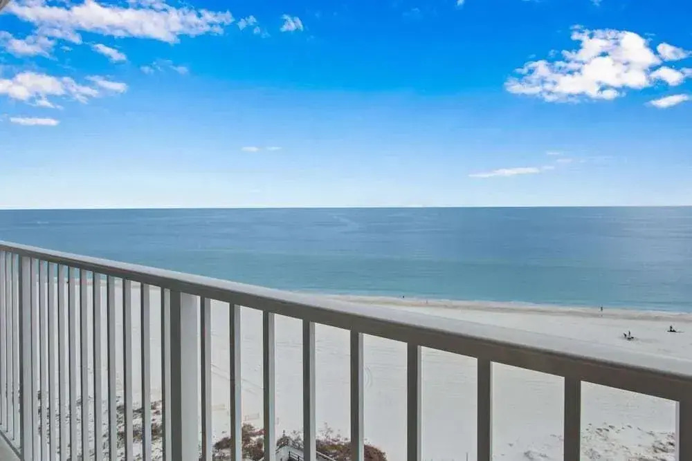 Pelican Pointe 1406 by RedAwning