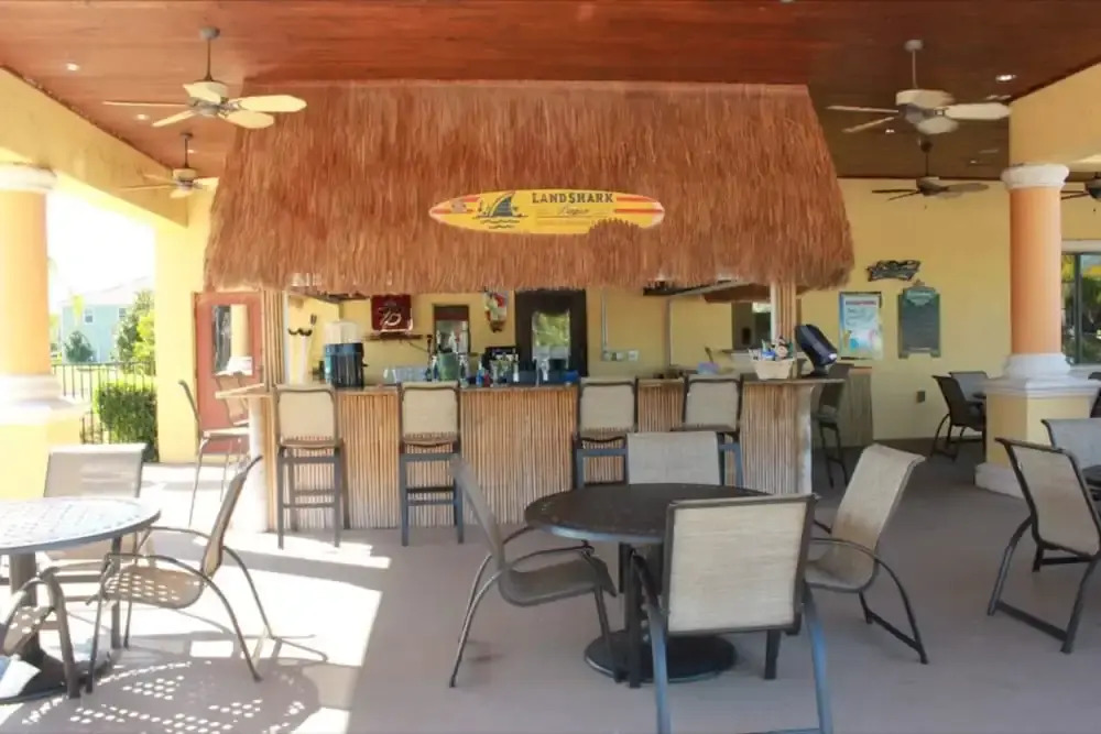 Paradise Palms 8970