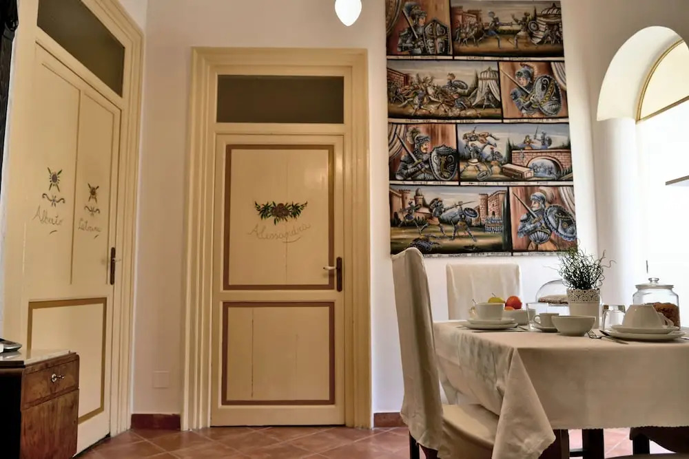 Real Umberto Apartments by Wonderful Italy