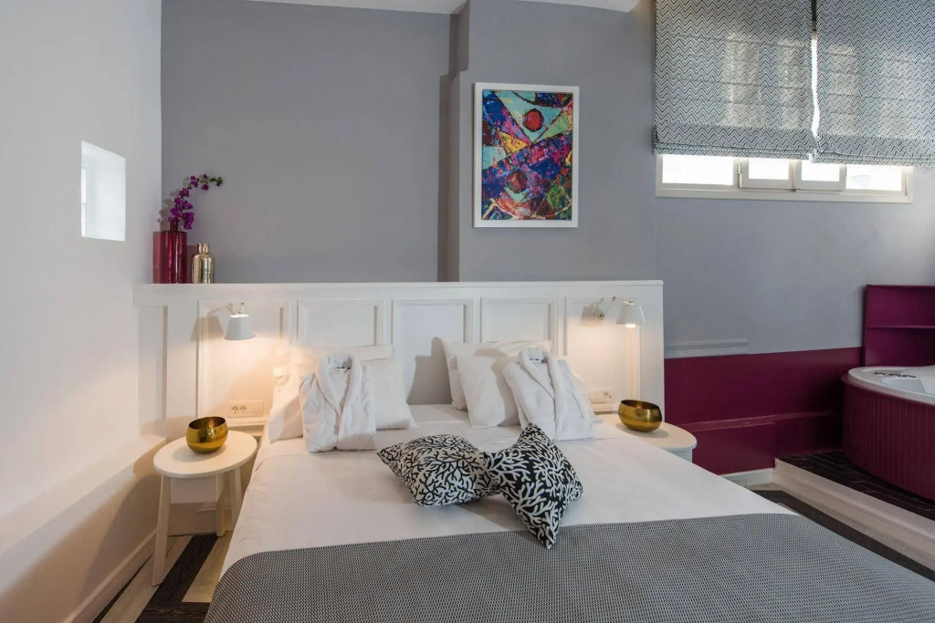 Elia Portou Rooms