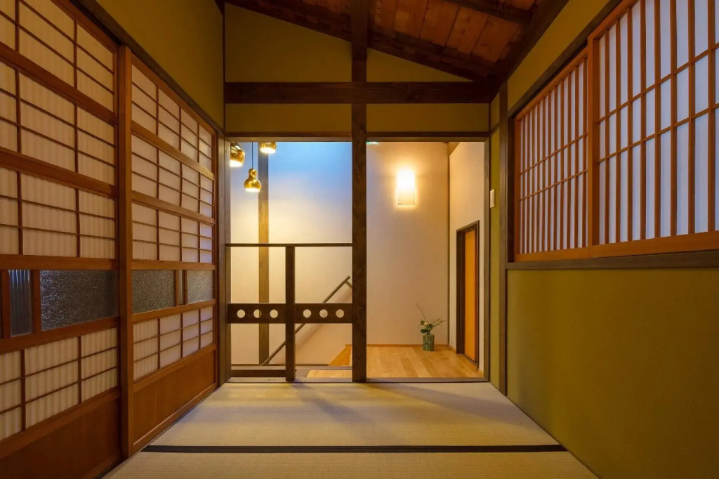 Yoshimigura