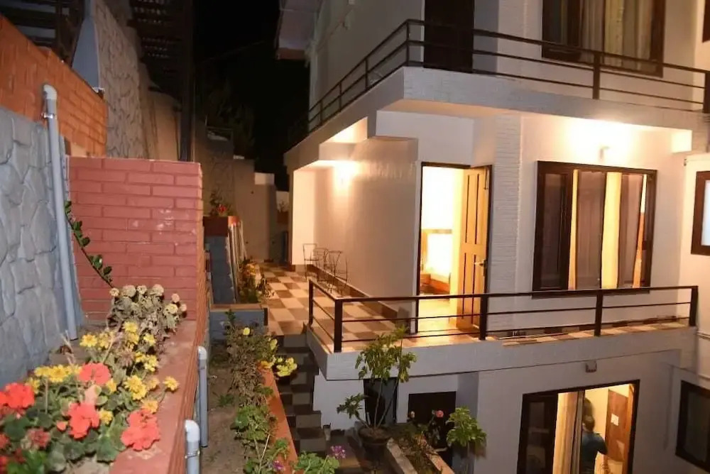Hotel Moonlake