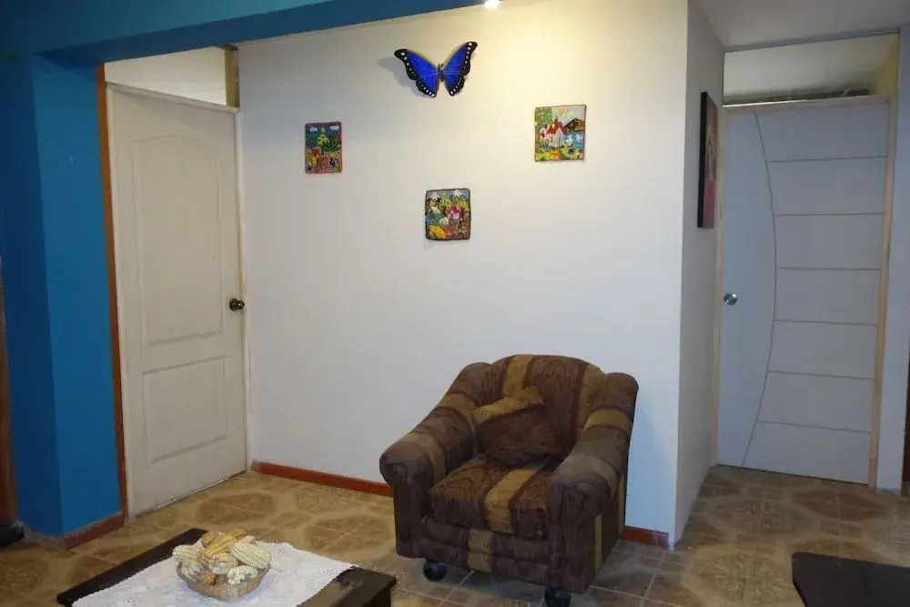 Hermoza House Bed & Breakfast