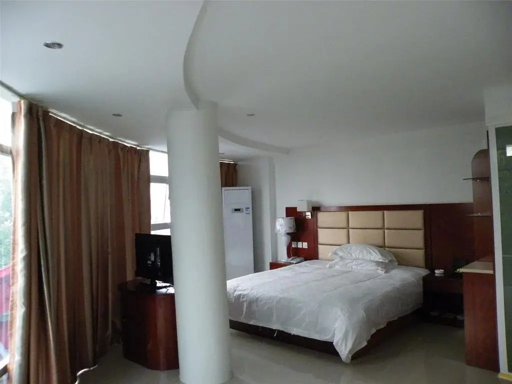 Anqing Shangfeng Business Hotel