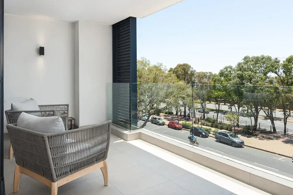 301 the Warwick
