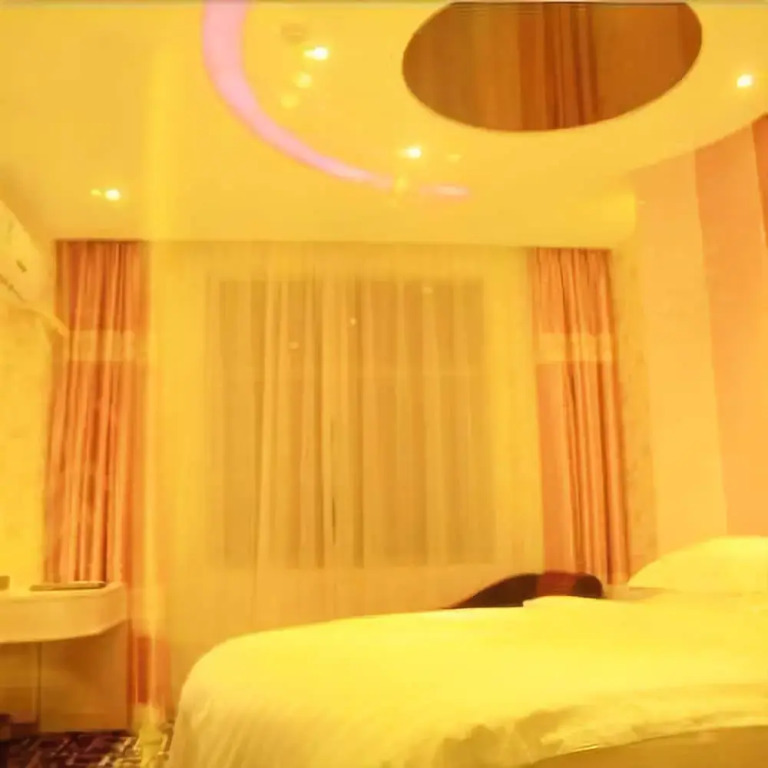 Zhenpin Hotel