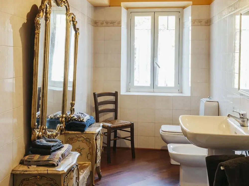 Delightful Holiday Home in Castelleto Ticino with Hot Tub