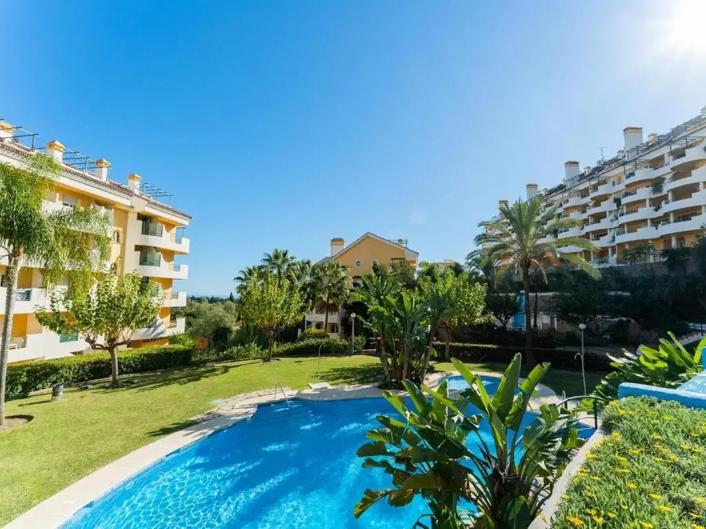 Señorio de aloha 3 bedroom duplex within walking distance to Puerto Banus