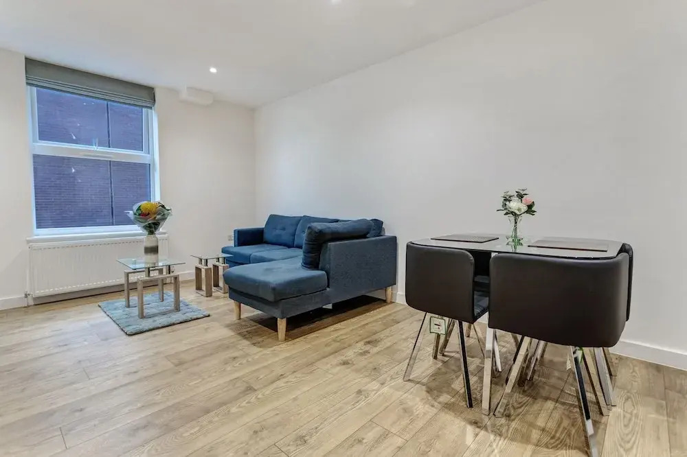 1 Bed, Sleeps 3, Free Parking, Wifi