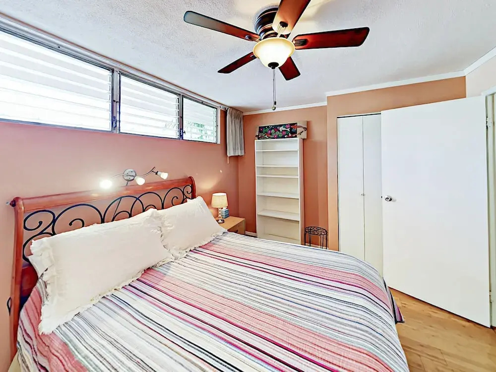 Sunny 1br W/ Pool & Balcony - Walk 5 Minutes To Beach 1 Bedroom Condo