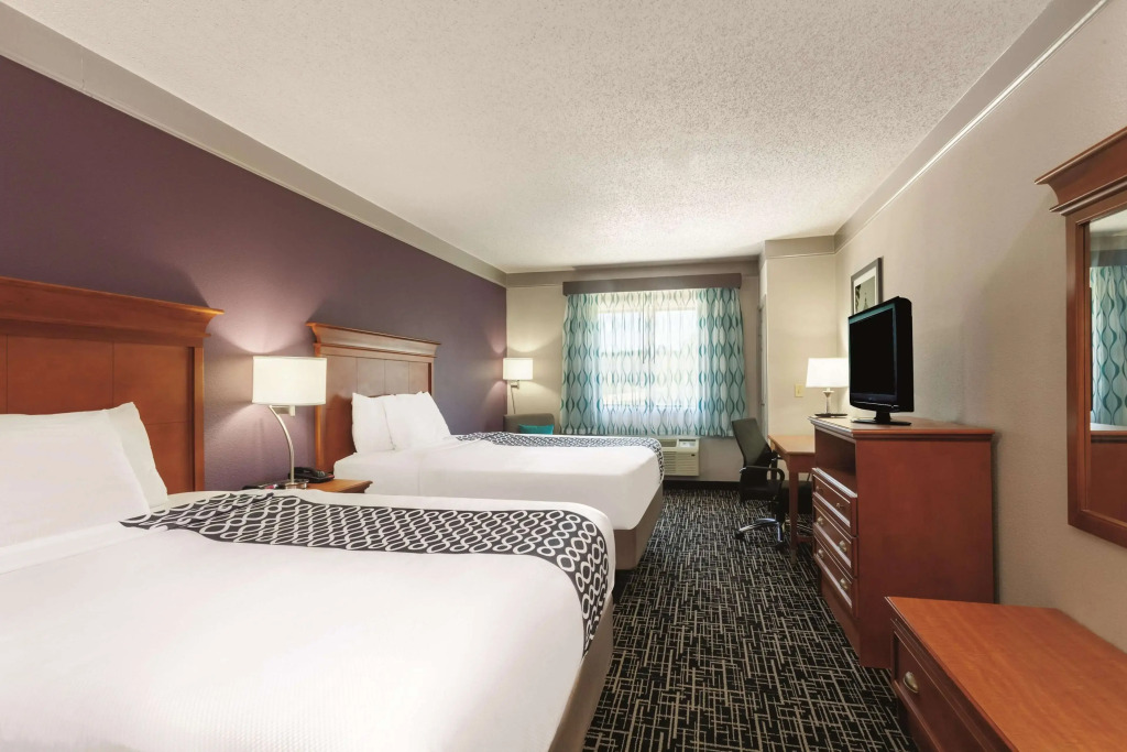 La Quinta Inn & Suites by Wyndham Jackson Airport/Pearl