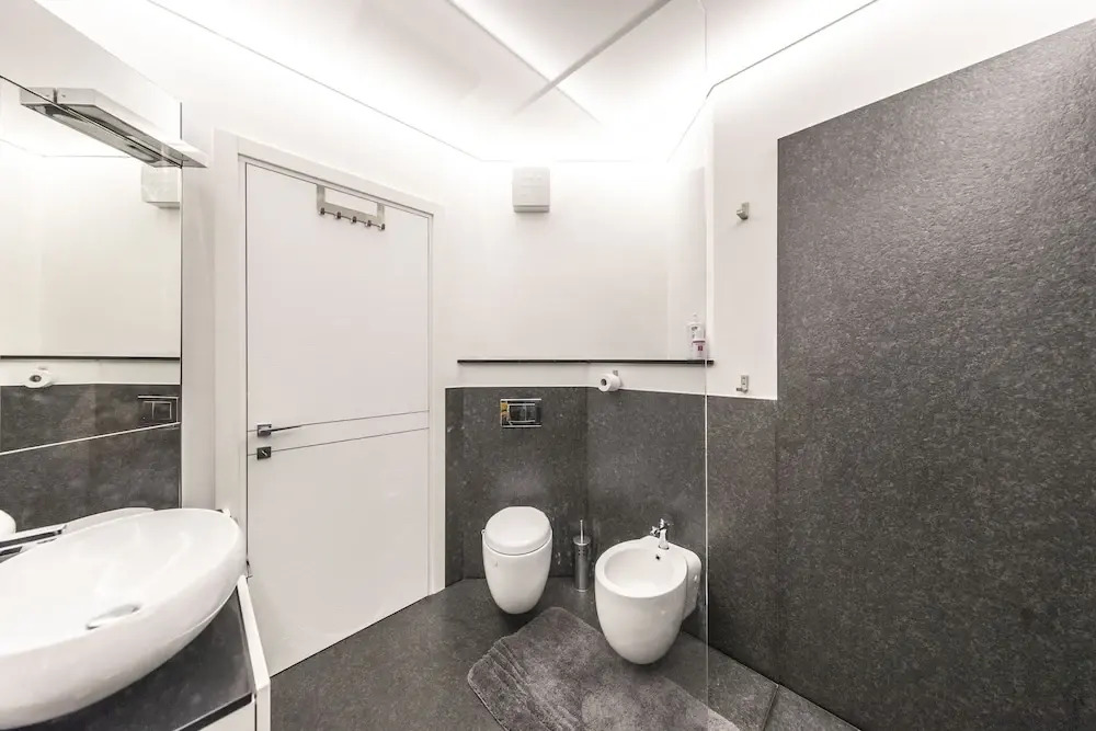 LakeGarden Apartment