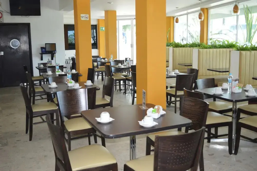 Hotel Jardin Real