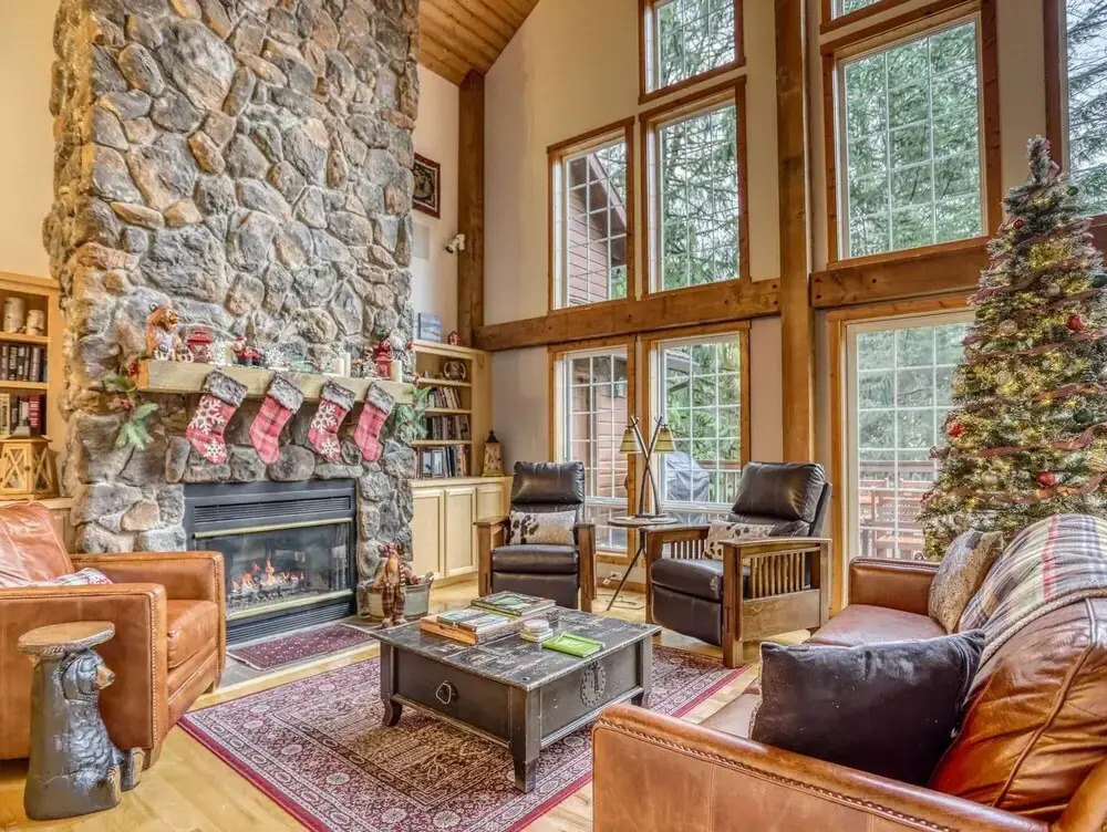 Lazy Bear Lodge
