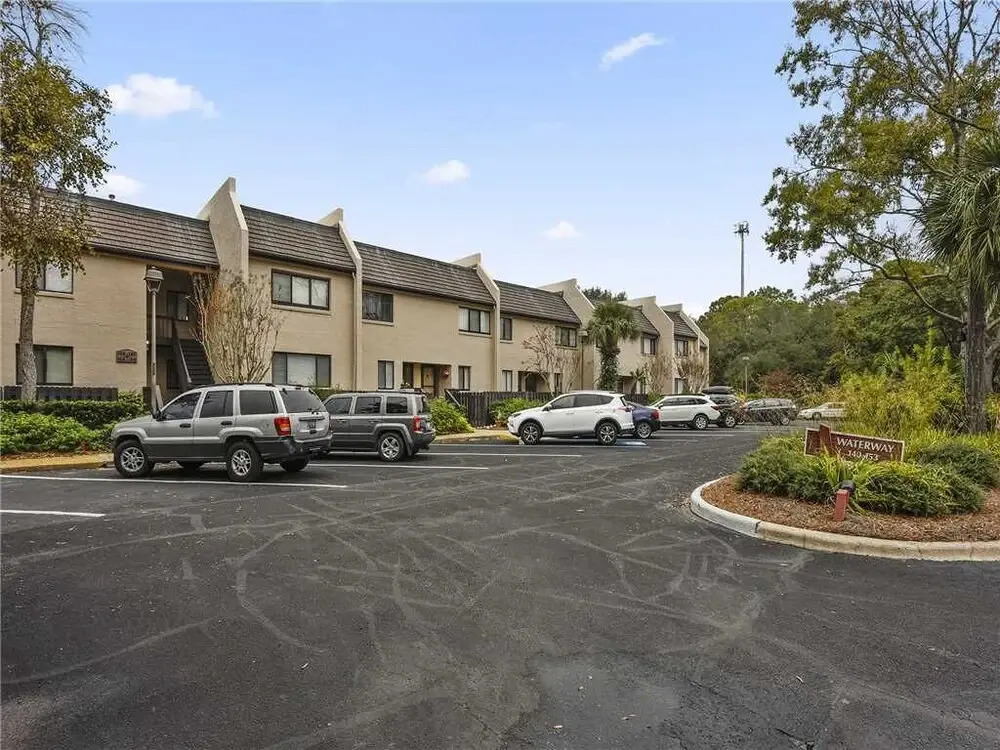Island Club 151 - One Bedroom Condo