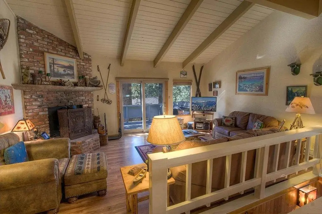 Exclusive North Shore Townhouse