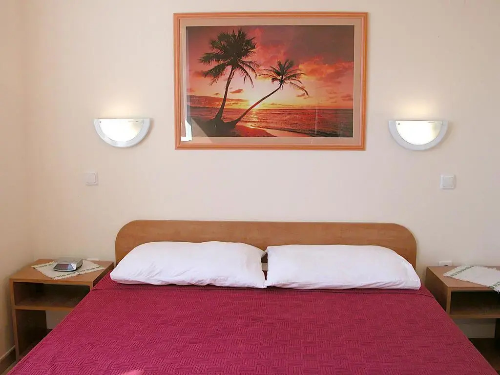 Antonio Apartments