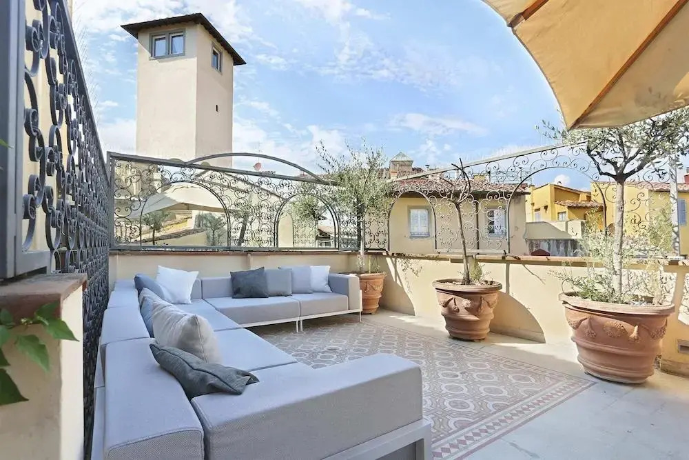 Luxury Apartment in Central Florence