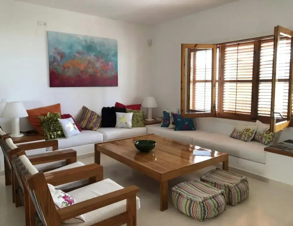 Hillside Villa Near Beaches
