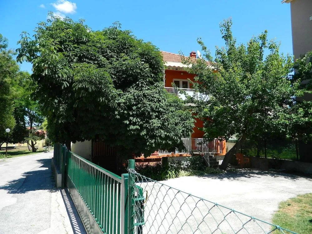 Apartments Irena