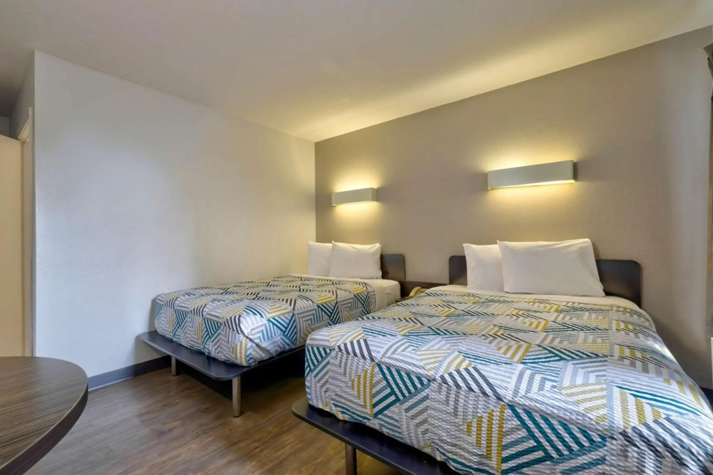 Motel 6-Oshkosh, WI