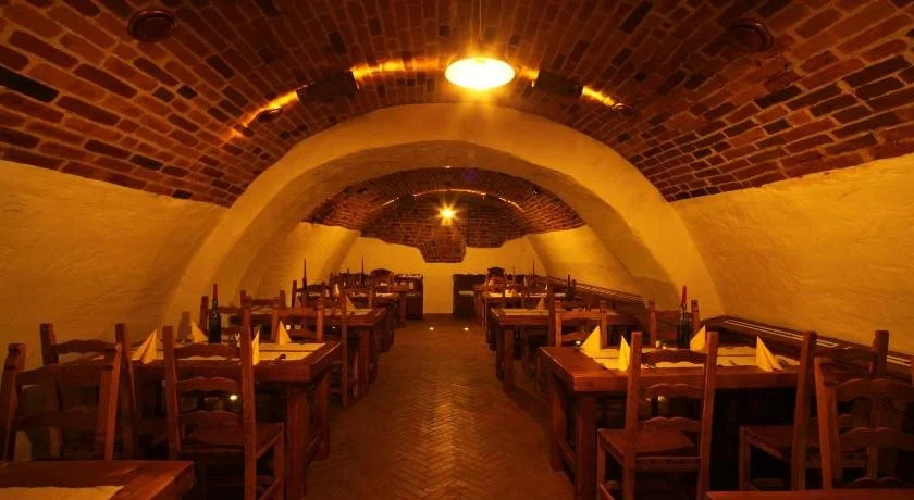 Régi Posta Hotel és Étterem