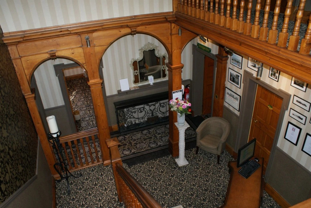 B+B York