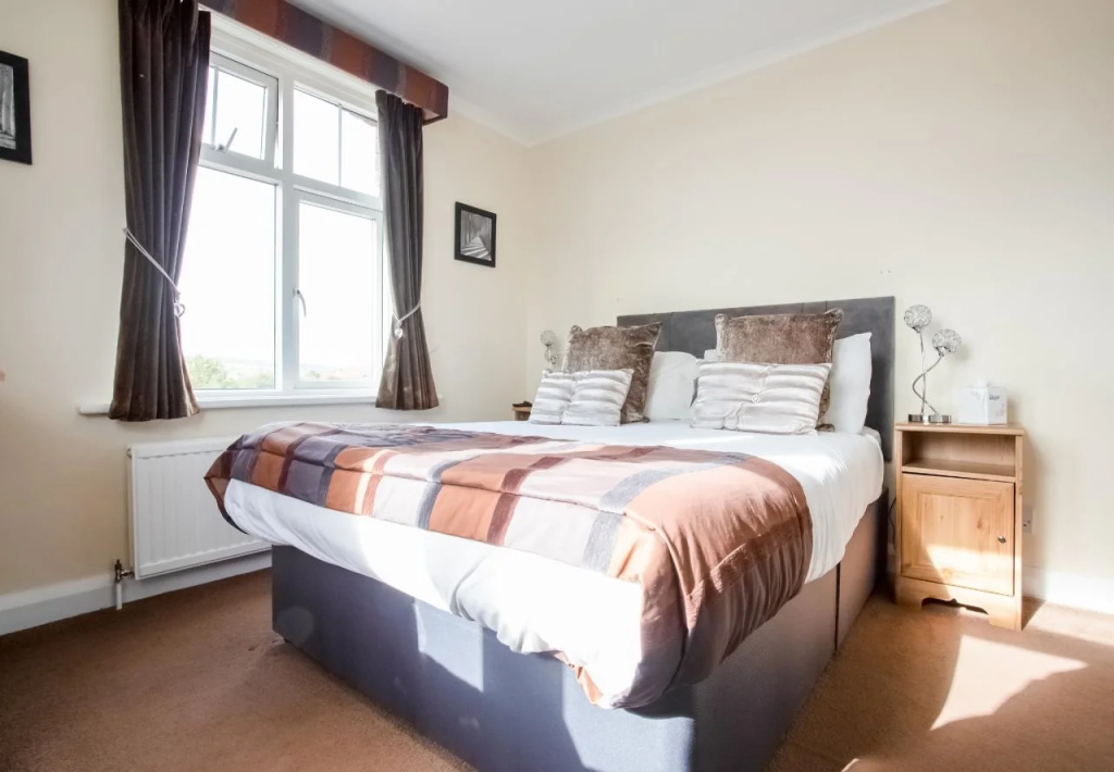 The Cliffemount Hotel