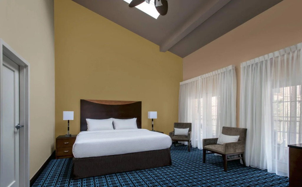 Fairfield Inn & Suites Baltimore Downtown/Inner Harbor