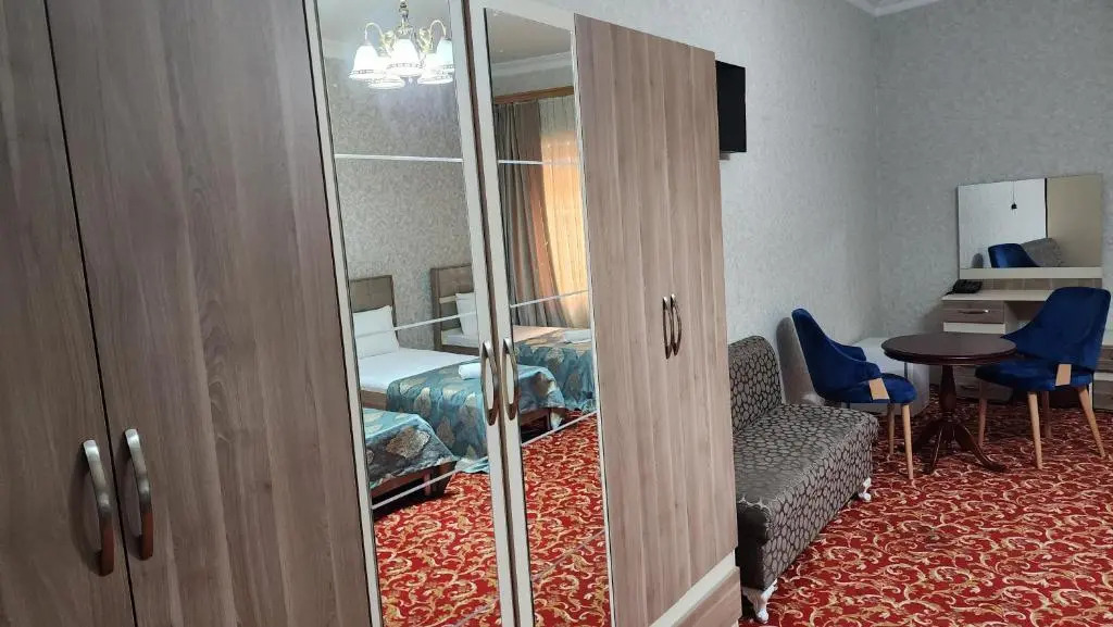 Golden Rose Hotel