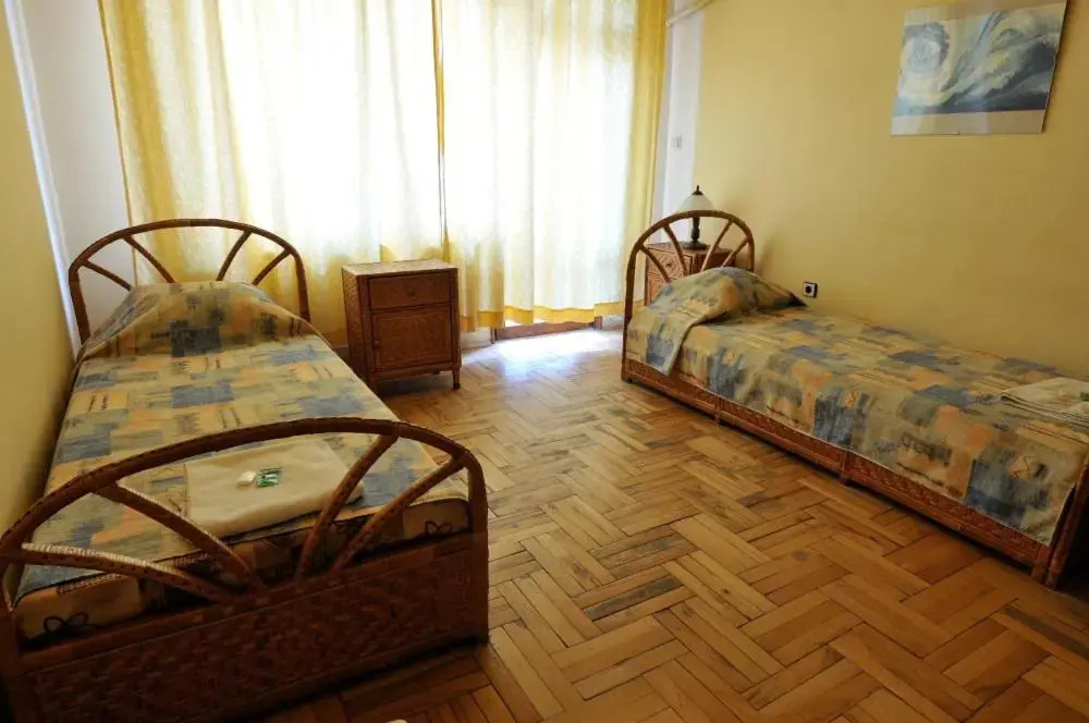 Family Hotel Prolet