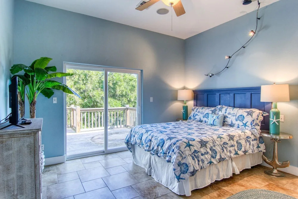 No Ragrets 4 Bedrooms 4 Bathrooms Home