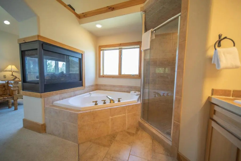 Goldenrod Home 6
