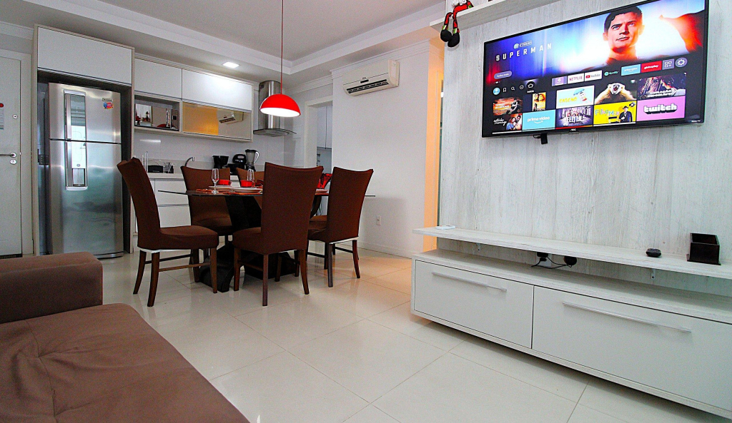 1057 - Apartamento para locação em Bombinhas
