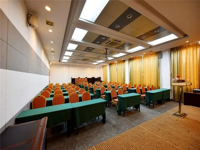 City Comfort Inn Guilin Railway Station Overpass