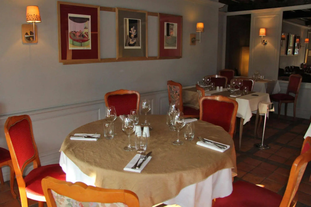 Logis Hôtel Restaurant LE COCHON DOR