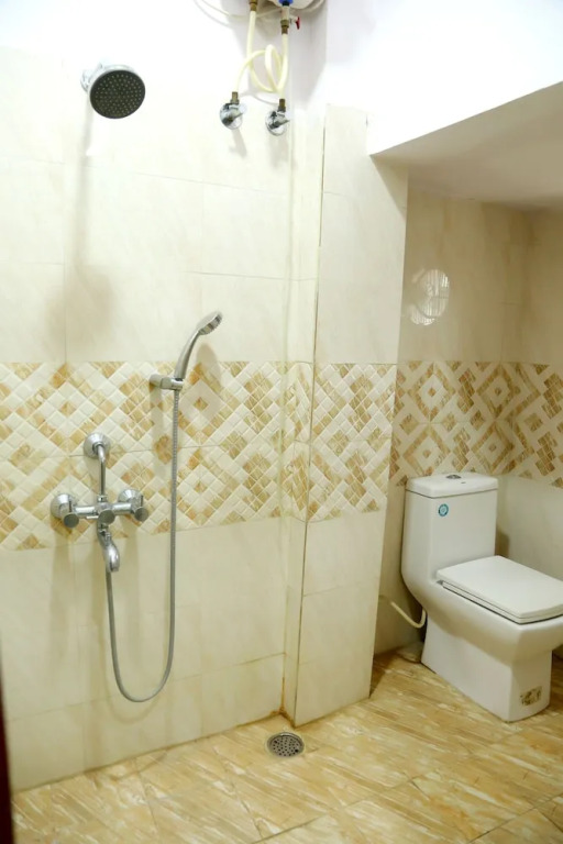 Divya Lodge & Hotel Rooms