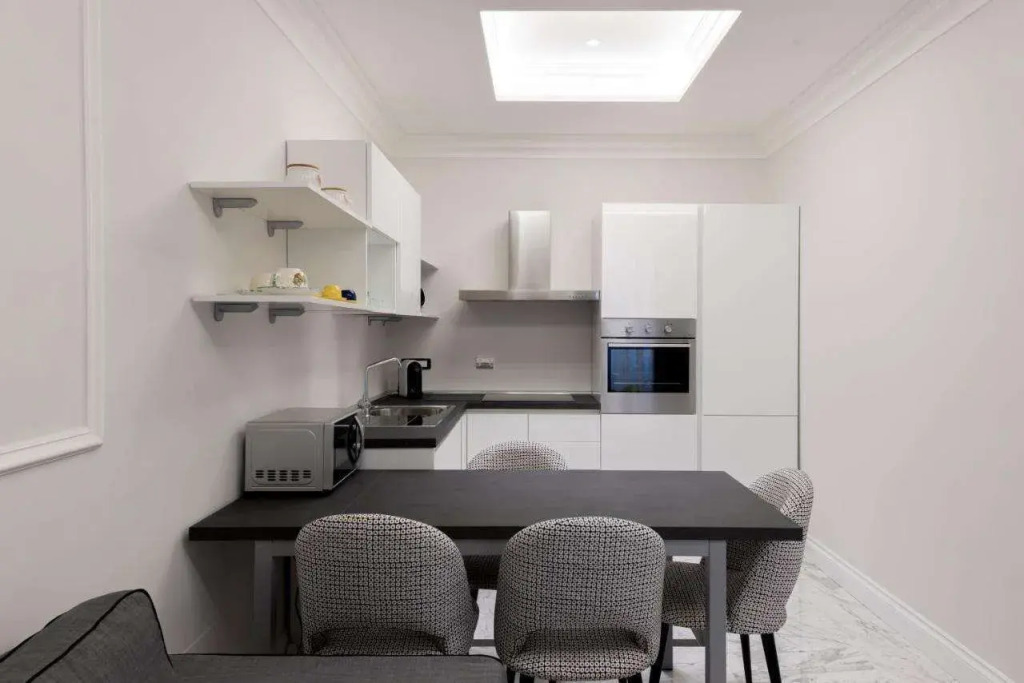 Aurora Luxury Suites