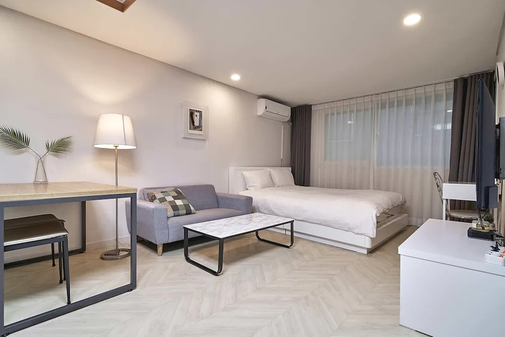 J Residence Gangnam