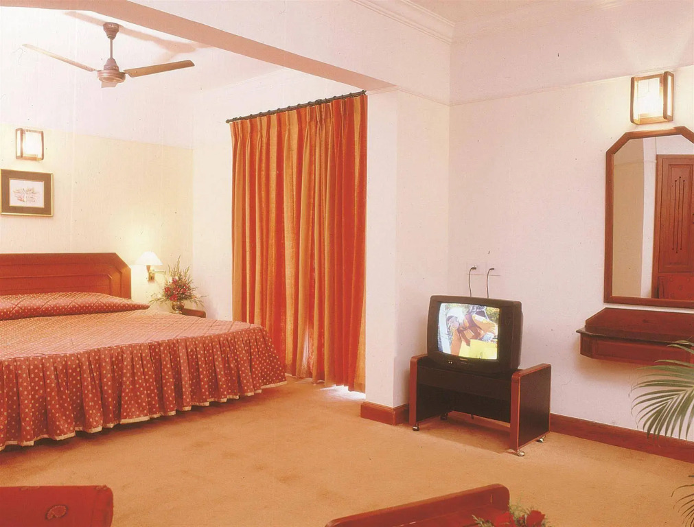 Riviera Suites