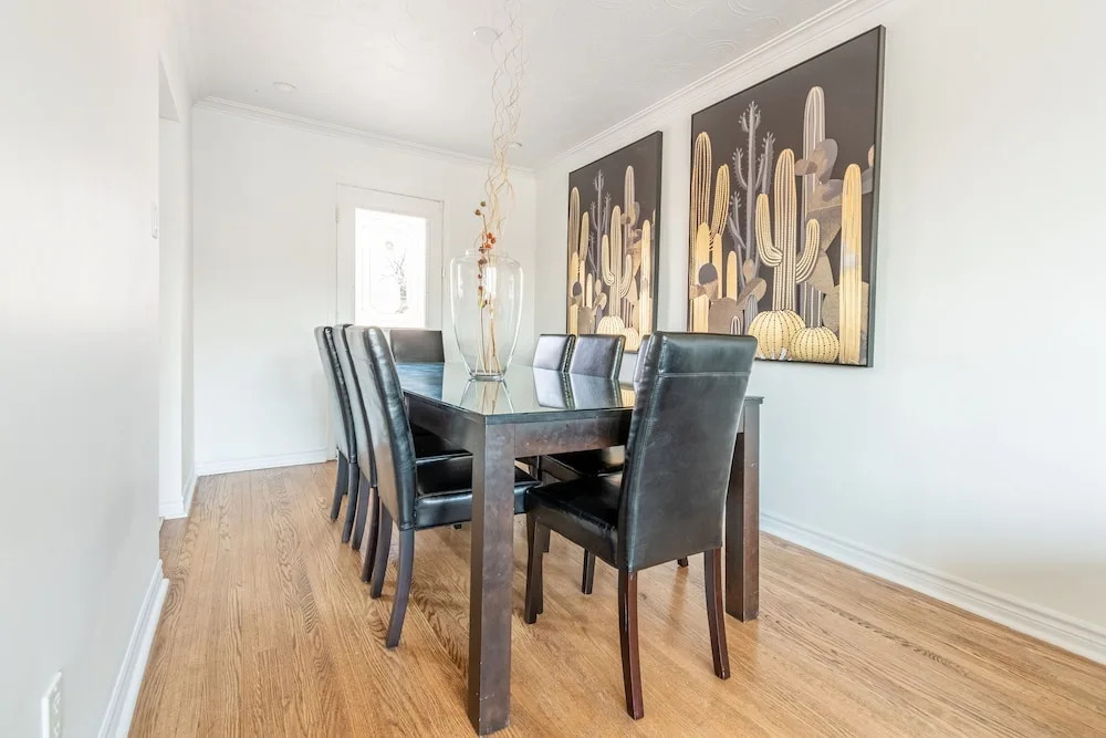 Family & Corporate home in Mississauga