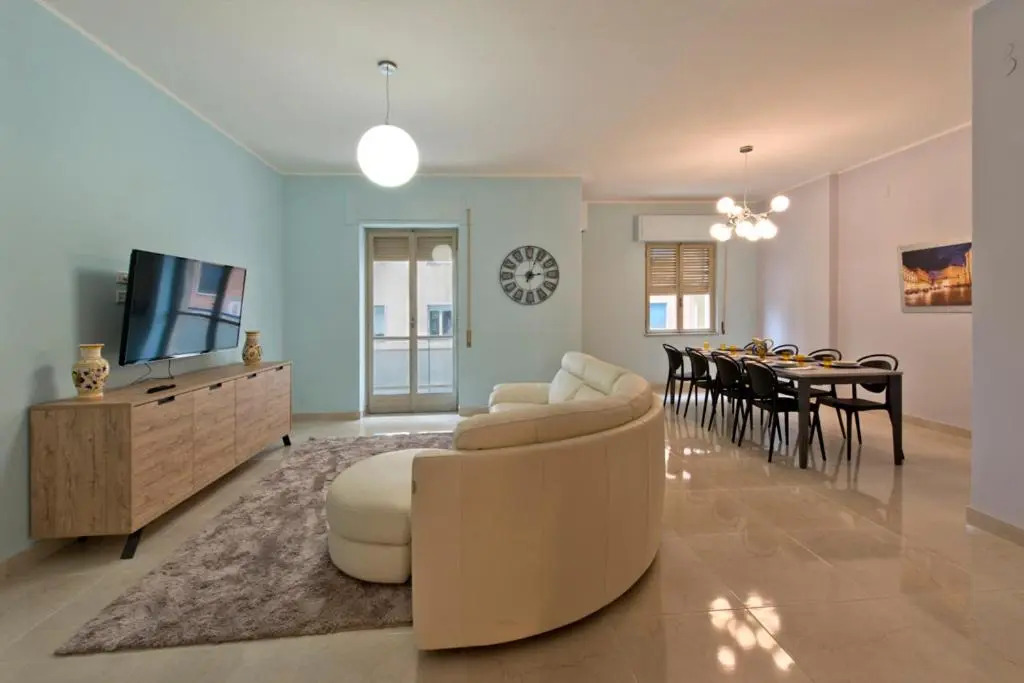 Casa Bella - 3 Baths - Walk to Ortigia