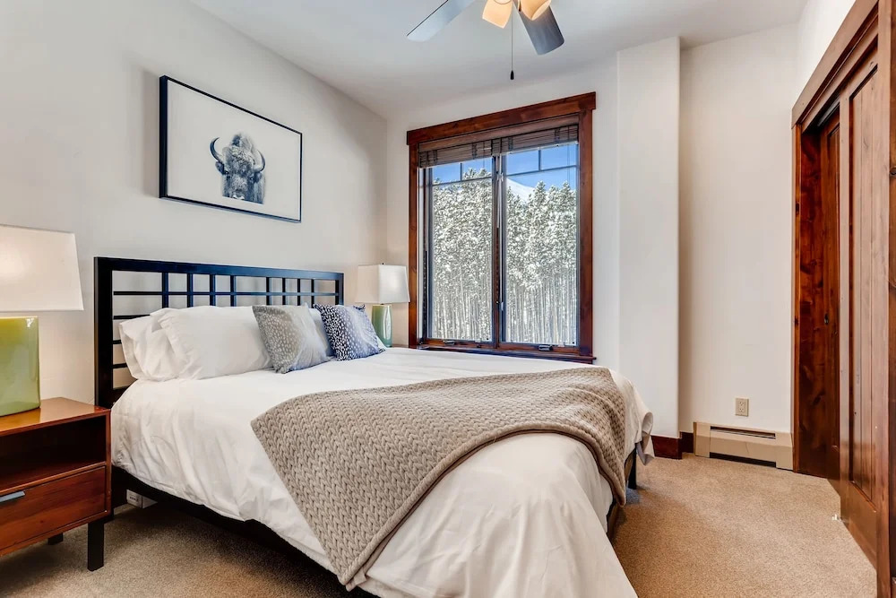 Ski-in/ski-out At Crystal Peak Lodge 3 Bedroom Condo