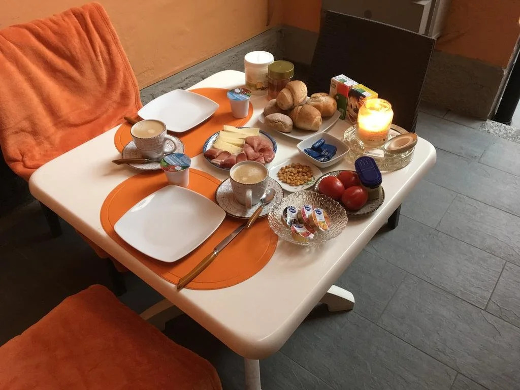 B&B 21