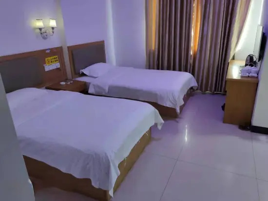 Yaan Hotel