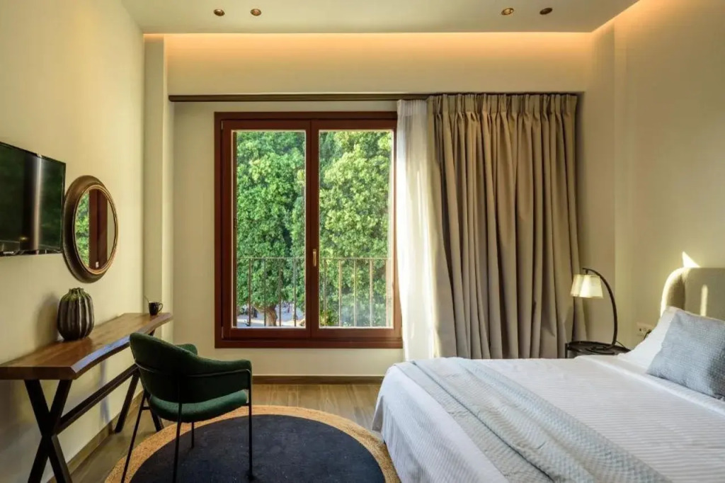 Arthur Suites